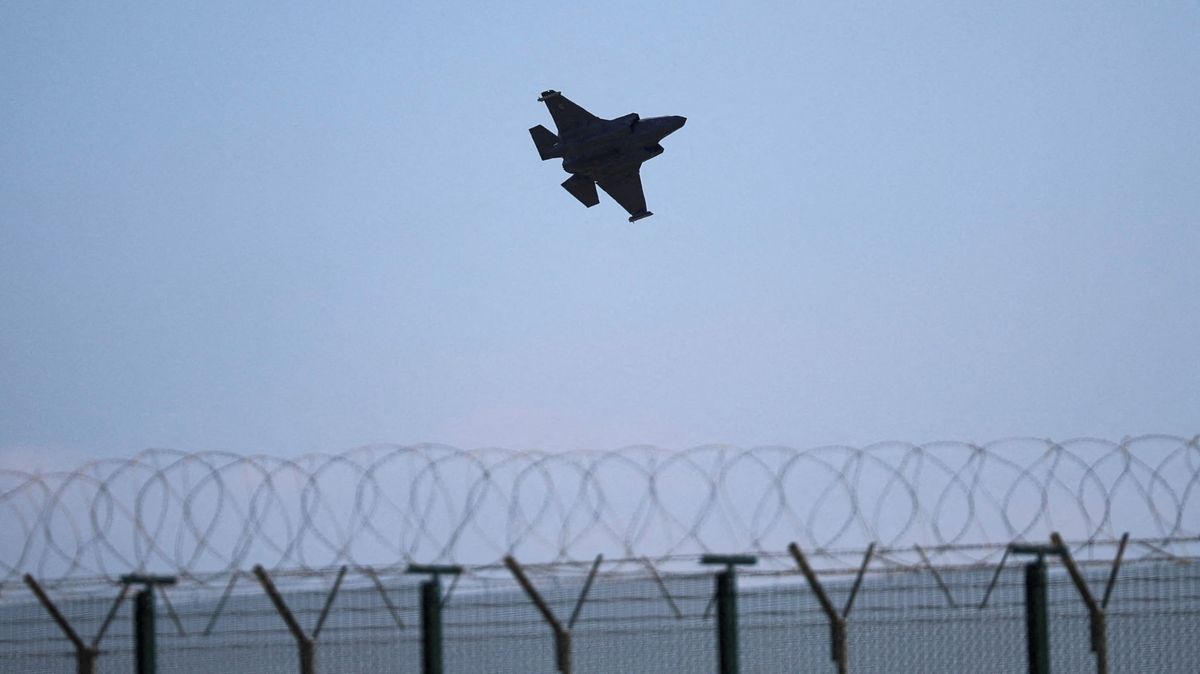 Írán avizuje raketové útoky na Kypr